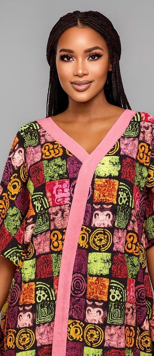 IMPERIALE “Àdùnní” Pink-Panel Tribal Patch Ankara Bubu Kaftan